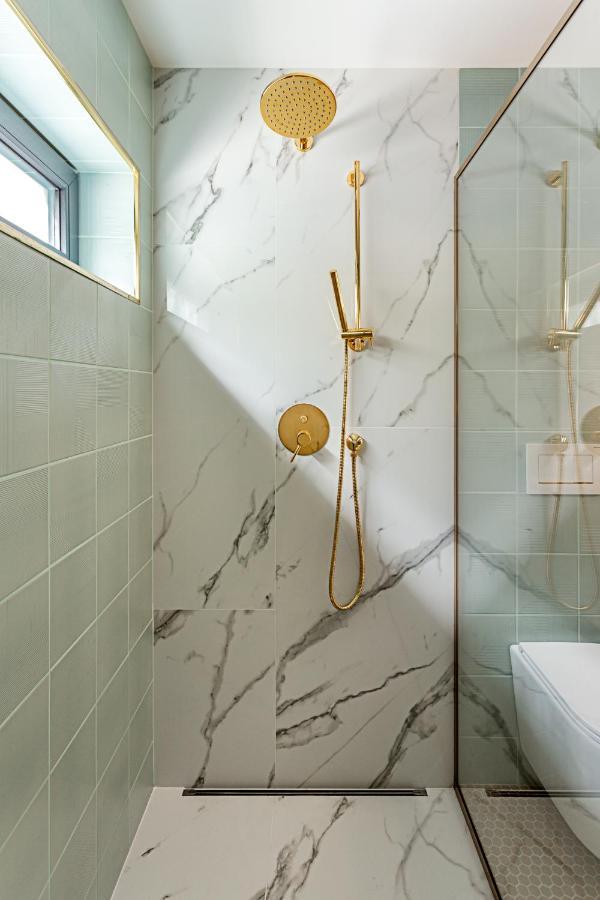 Designer Apartment In The City Center Κλουζ-Ναπόκα Εξωτερικό φωτογραφία