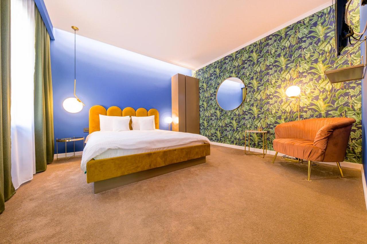 Designer Apartment In The City Center Κλουζ-Ναπόκα Εξωτερικό φωτογραφία