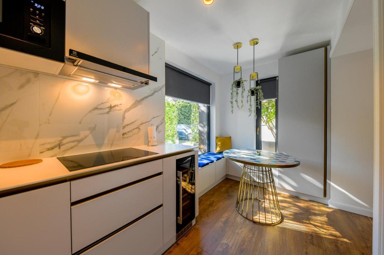 Designer Apartment In The City Center Κλουζ-Ναπόκα Εξωτερικό φωτογραφία