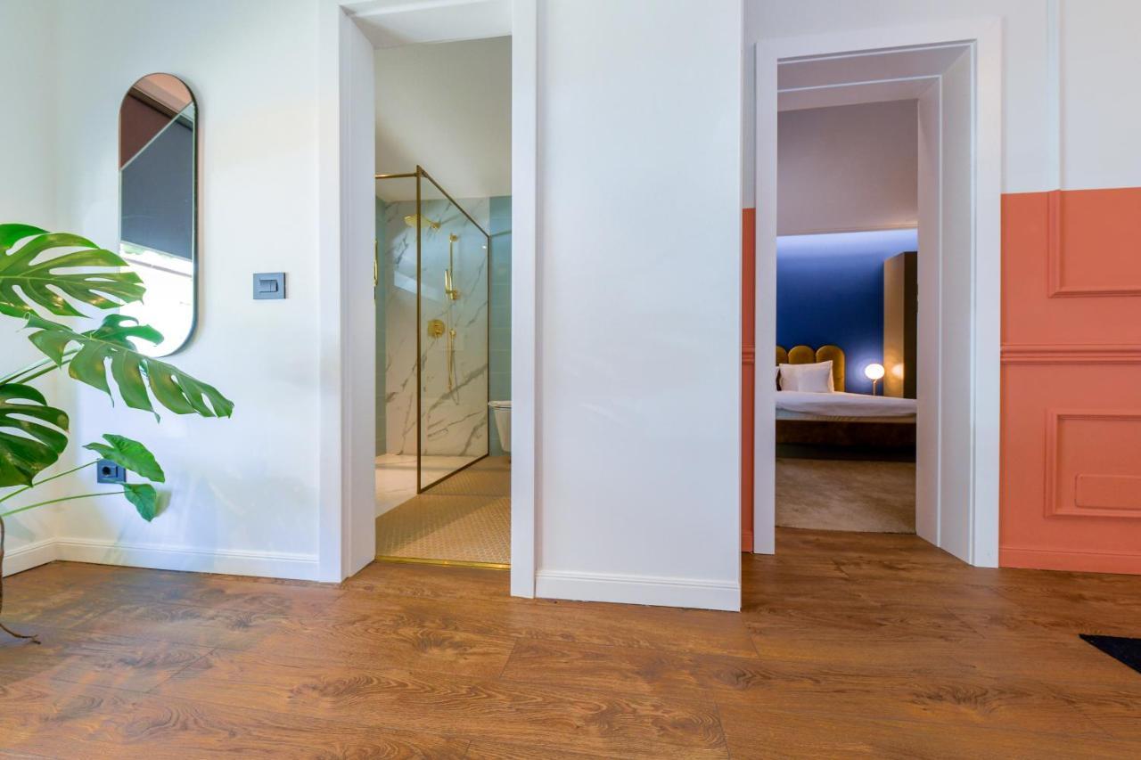 Designer Apartment In The City Center Κλουζ-Ναπόκα Εξωτερικό φωτογραφία